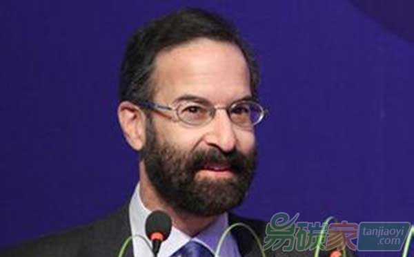 高盛亞太區(qū)董事長(zhǎng)史華茲