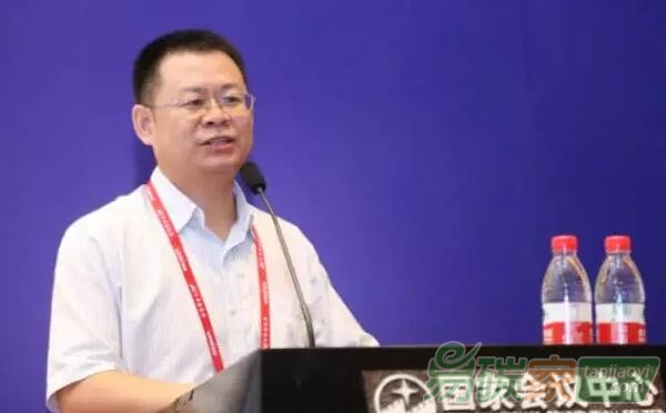清華大學(xué)能源互聯(lián)網(wǎng)創(chuàng)新研究院政策發(fā)展研究室主任何繼江
