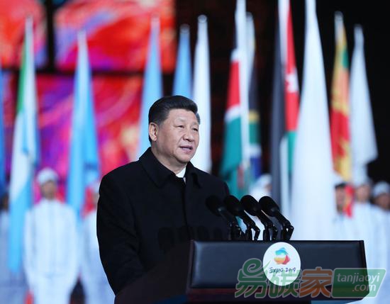 2019年4月28日，習(xí)近平出席2019年中國(guó)北京世界園藝博覽會(huì)開(kāi)幕式并發(fā)表重要講話。新華社記者鞠鵬攝